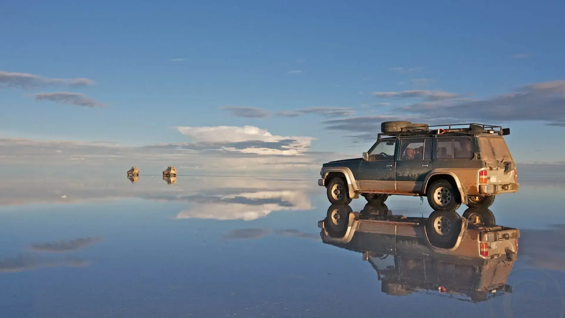La Paz – Uyuni Salt Flats – Colchani